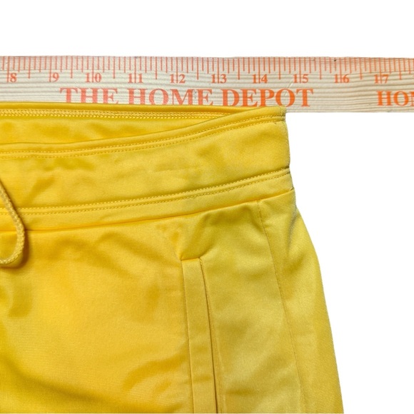Y2K No Boundaries Blokette Yellow Sporty Mini Skirt Size XS - Picture 4 of 5